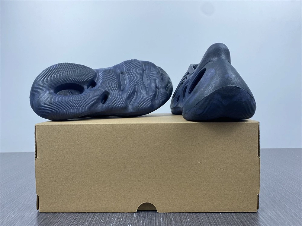 Kids Adidas Yeezy Foam Runner  GX8506