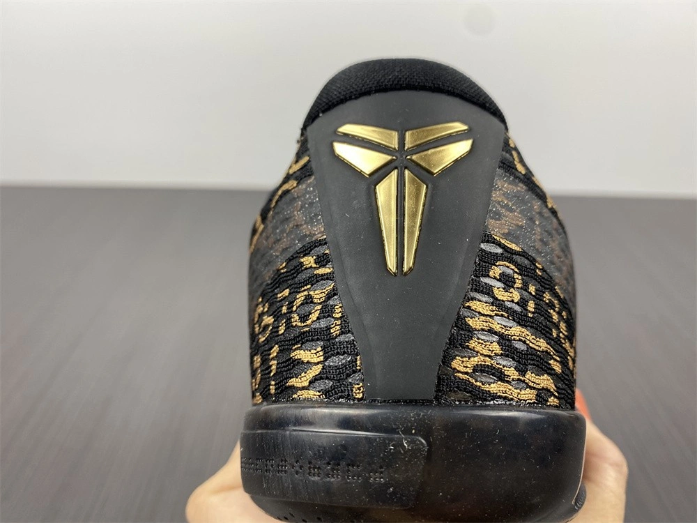Kobe 11 'Mamba Day' iD - Nike - 865773 991