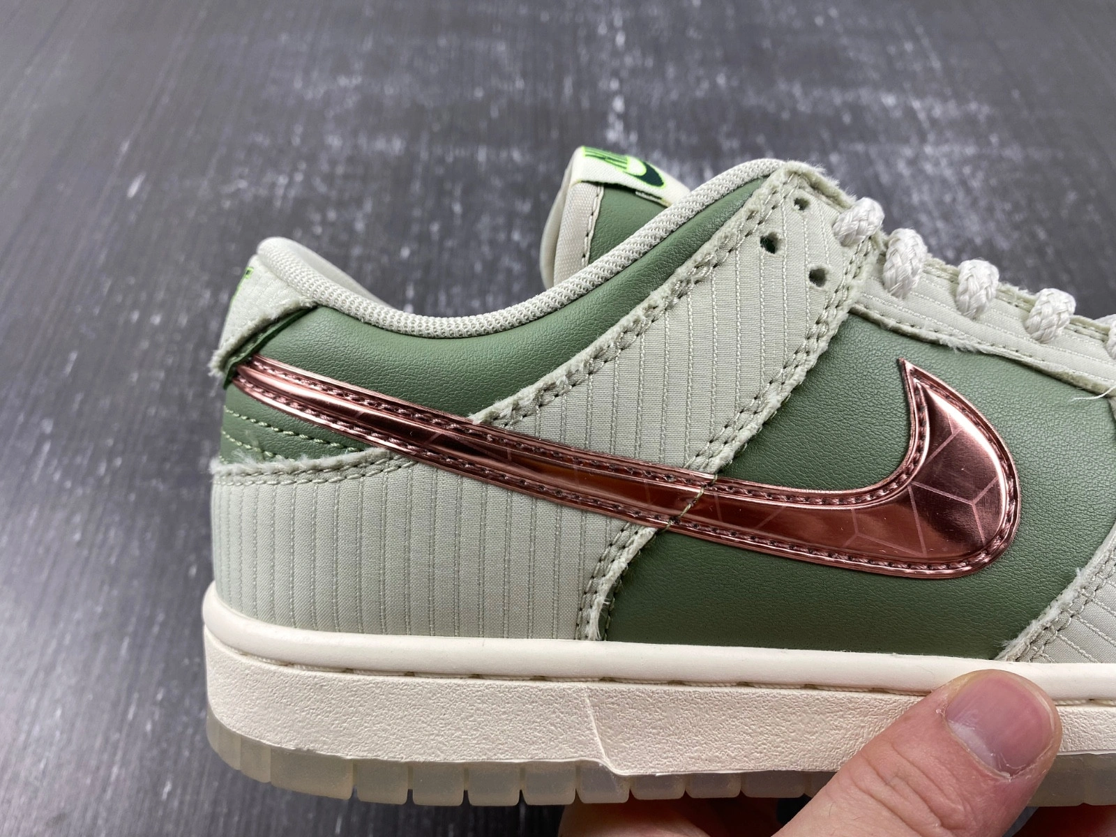 Kyler Murray x Nike Dunk Low 'Be 1 of One' FQ0269‑001