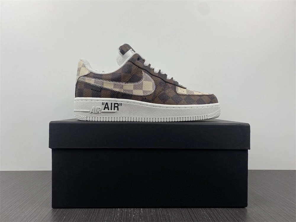 LOU1S VU1TTON X AIR FORCE 1 TRANIER SNEAKER