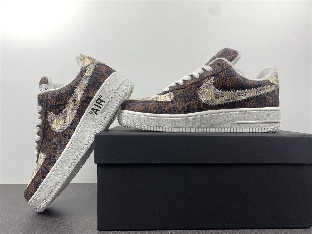 LOU1S VU1TTON X AIR FORCE 1 TRANIER SNEAKER