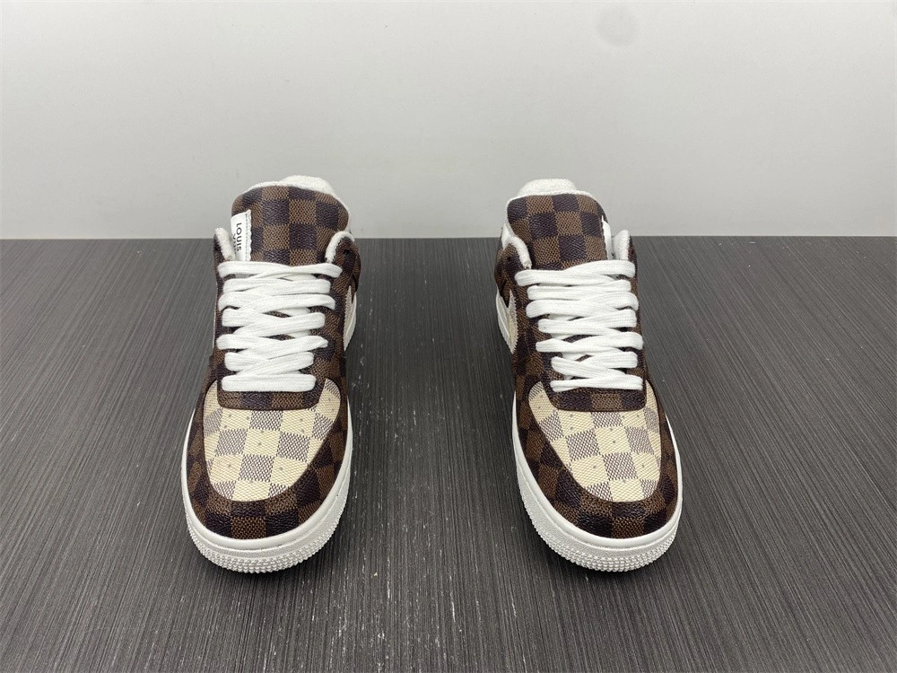 LOU1S VU1TTON X AIR FORCE 1 TRANIER SNEAKER