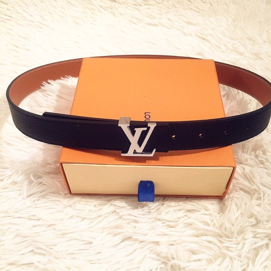 LOUIS VUITTON LV INITIALES 30mm Belt M9521W