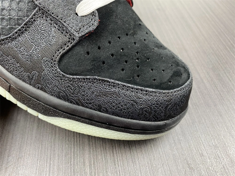 LPL Nike Dunk Low League of Legends DO2327-011