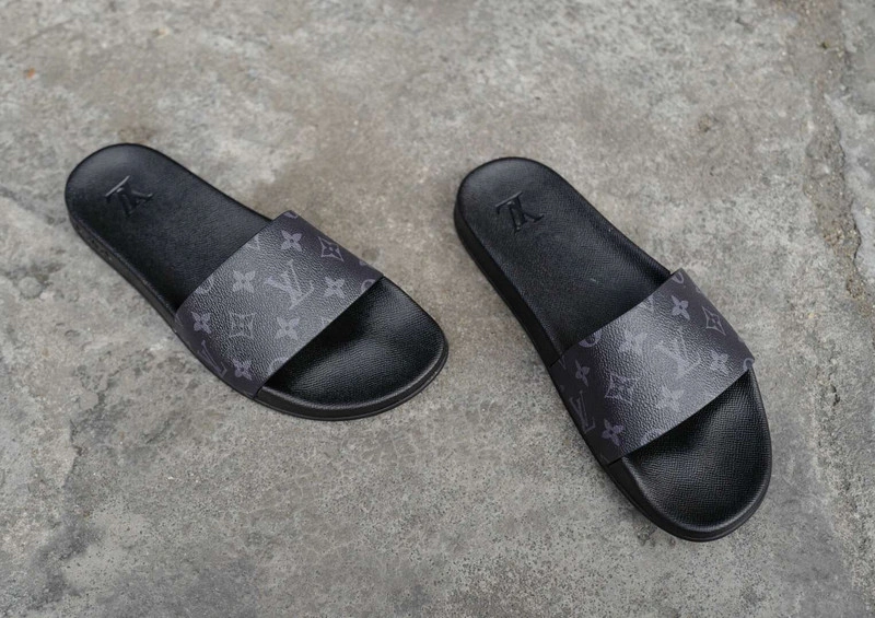 LU  Slide