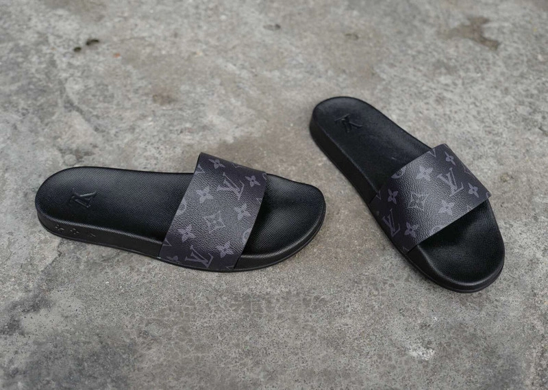 LU  Slide