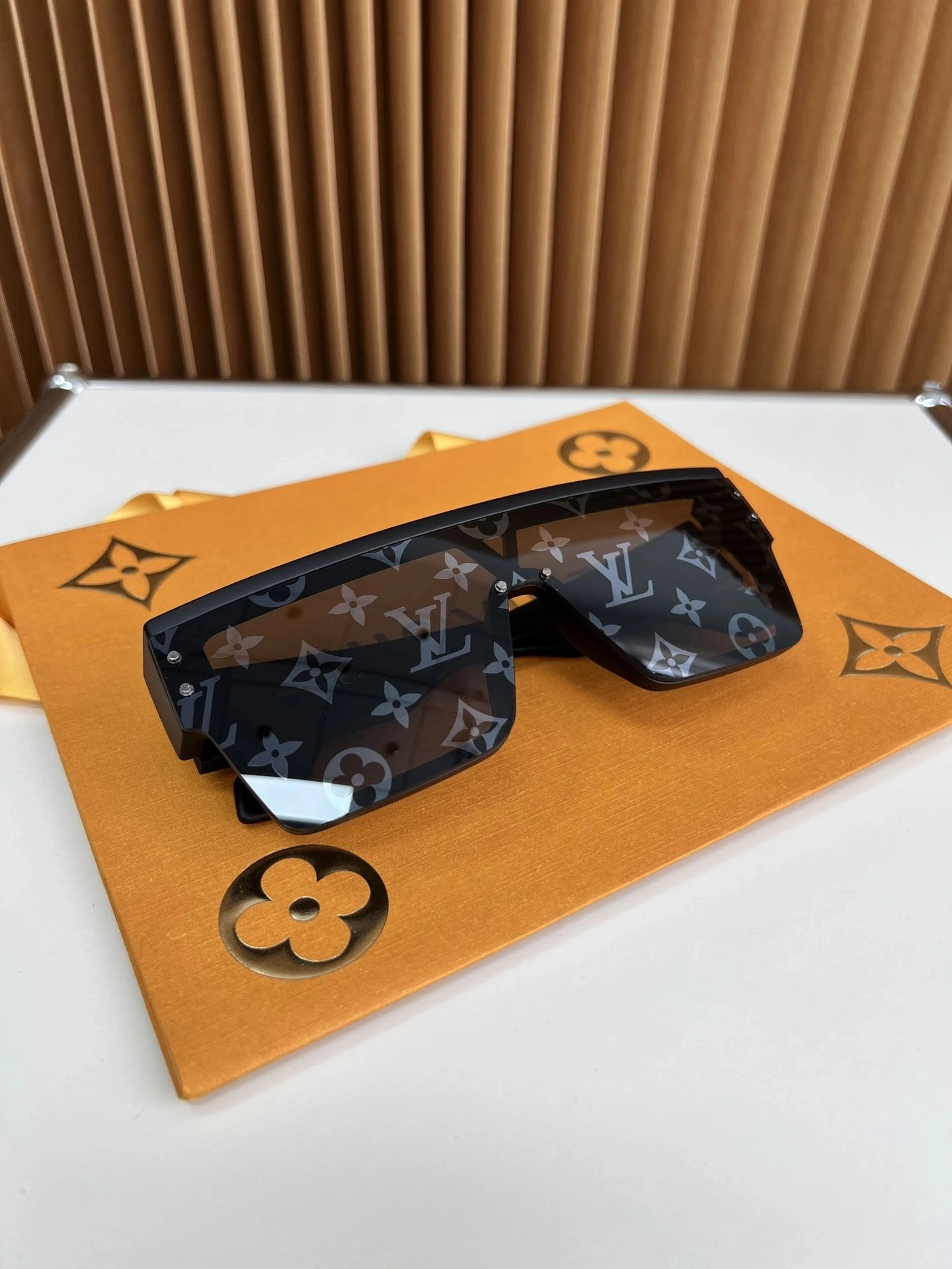 LU Sunglasses