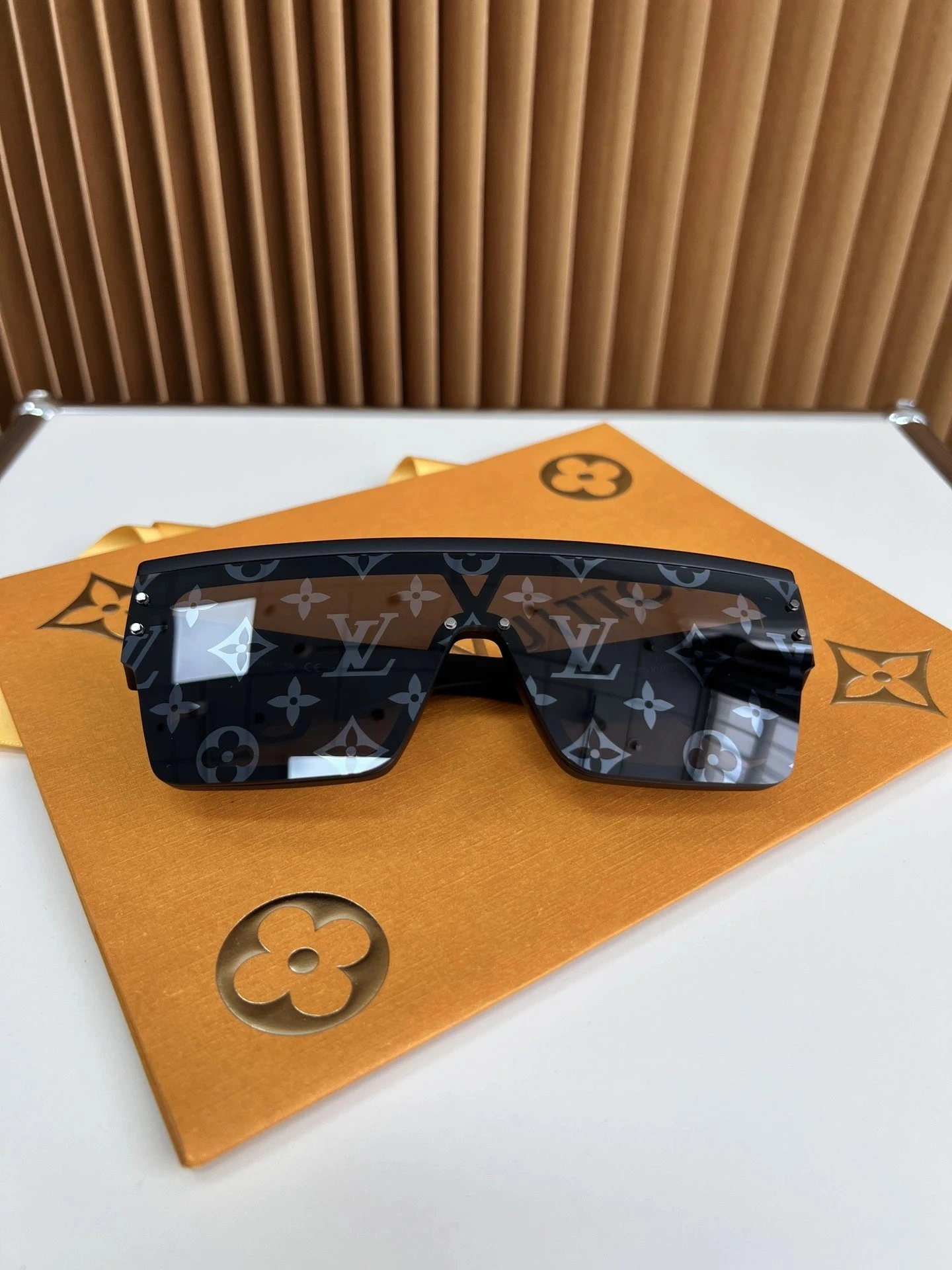 LU Sunglasses