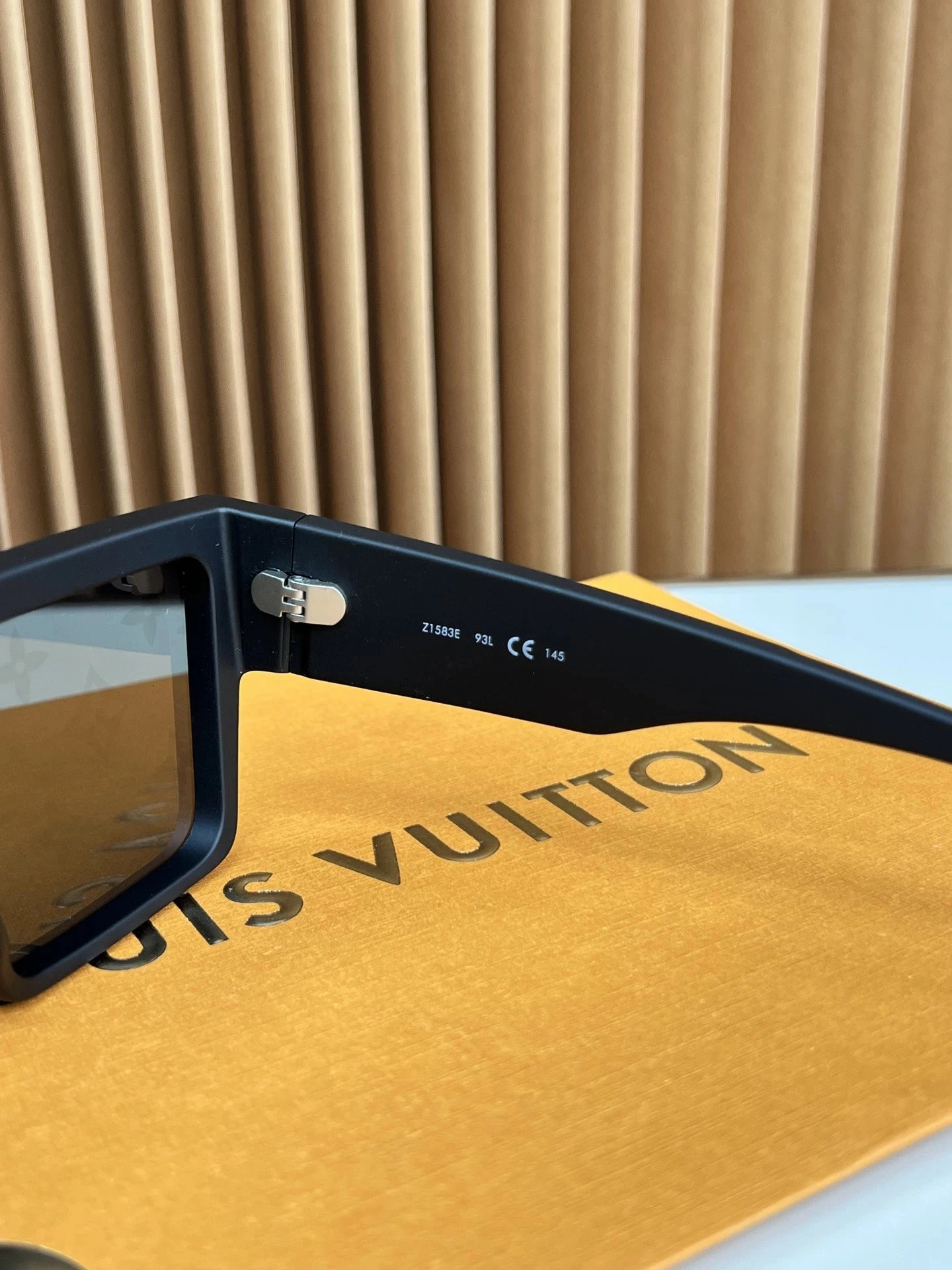 LU Sunglasses