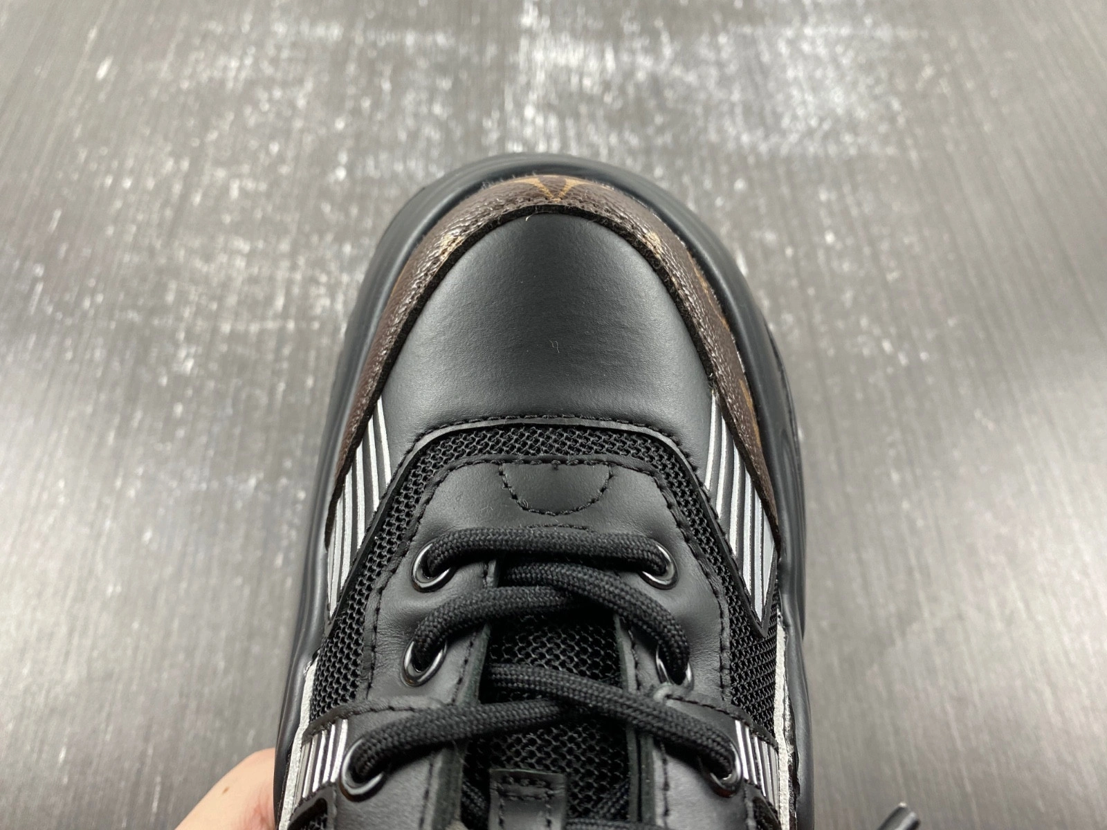 LWE ARCHLIGHT SNEAKERS