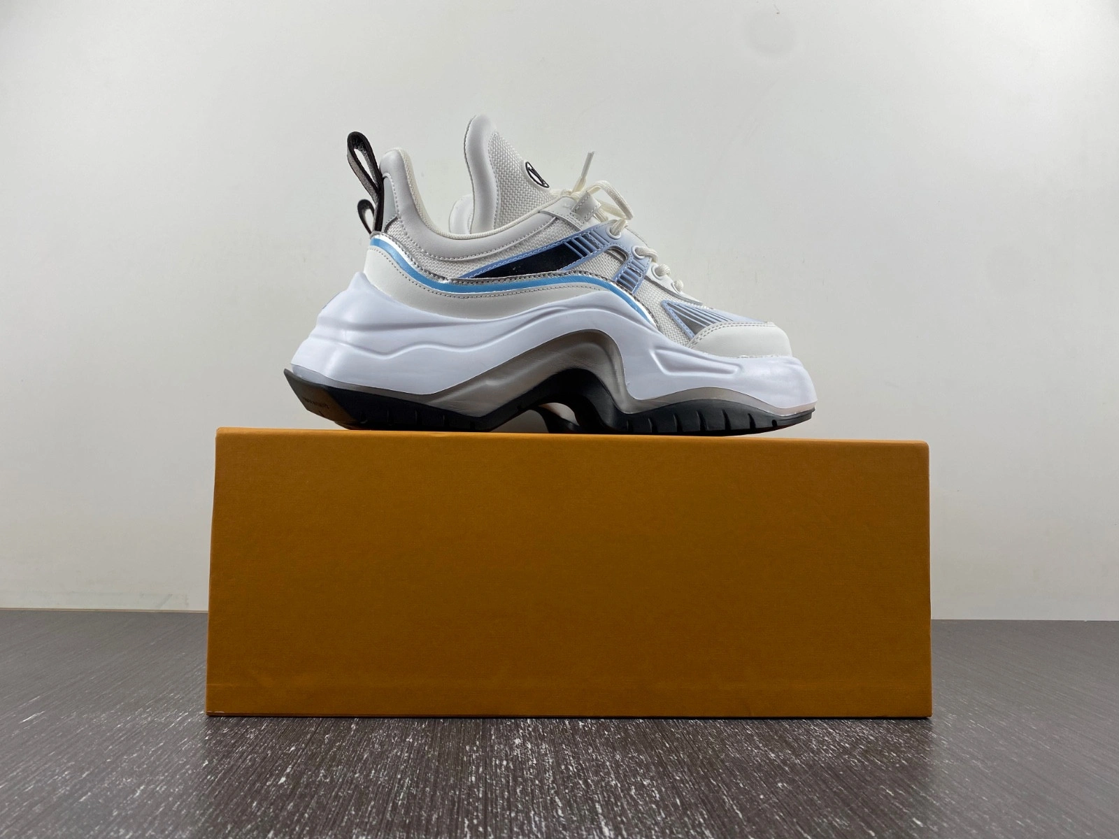 LWE ARCHLIGHT SNEAKERS