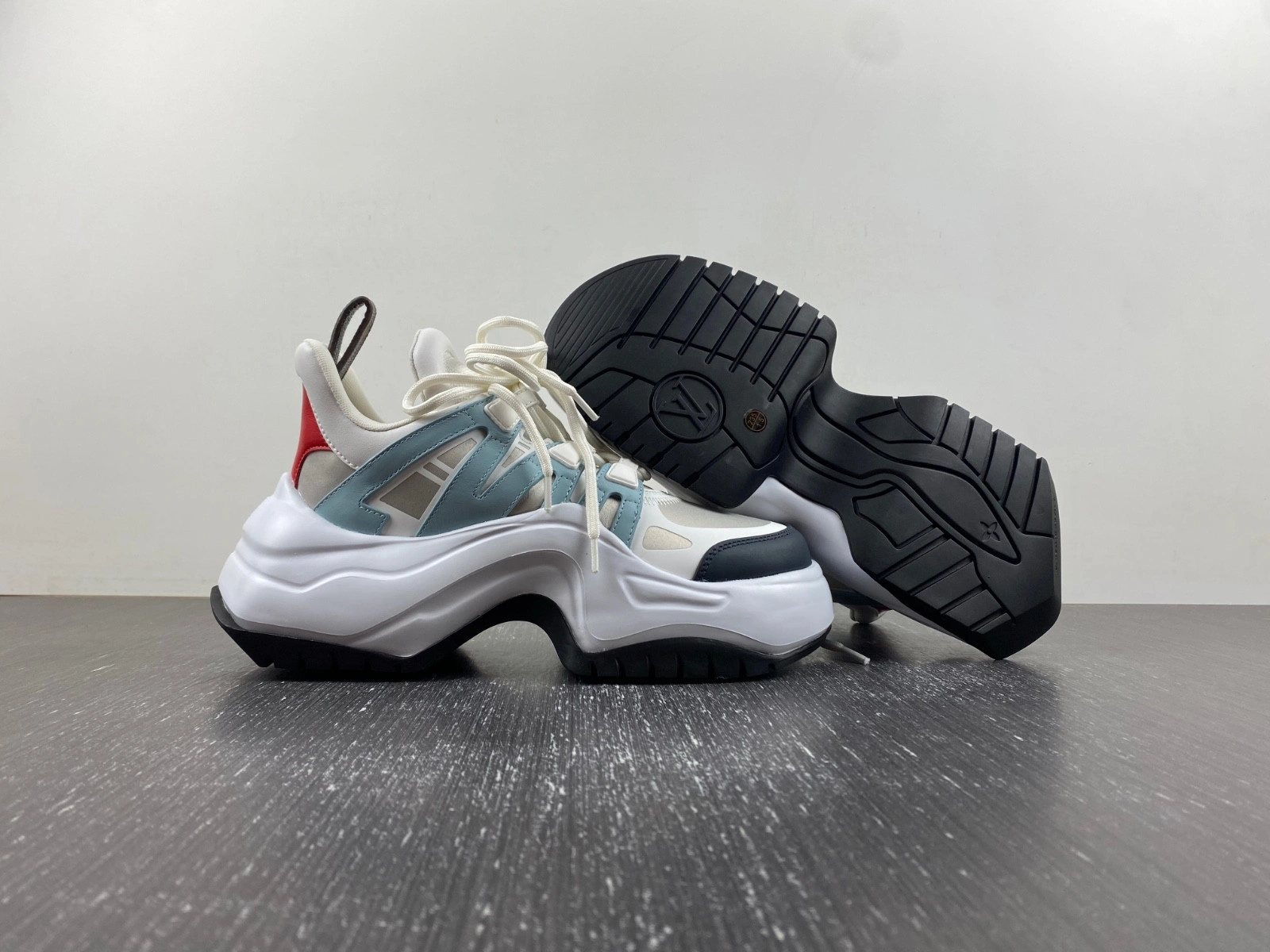 LWE ARCHLIGHT SNEAKERS