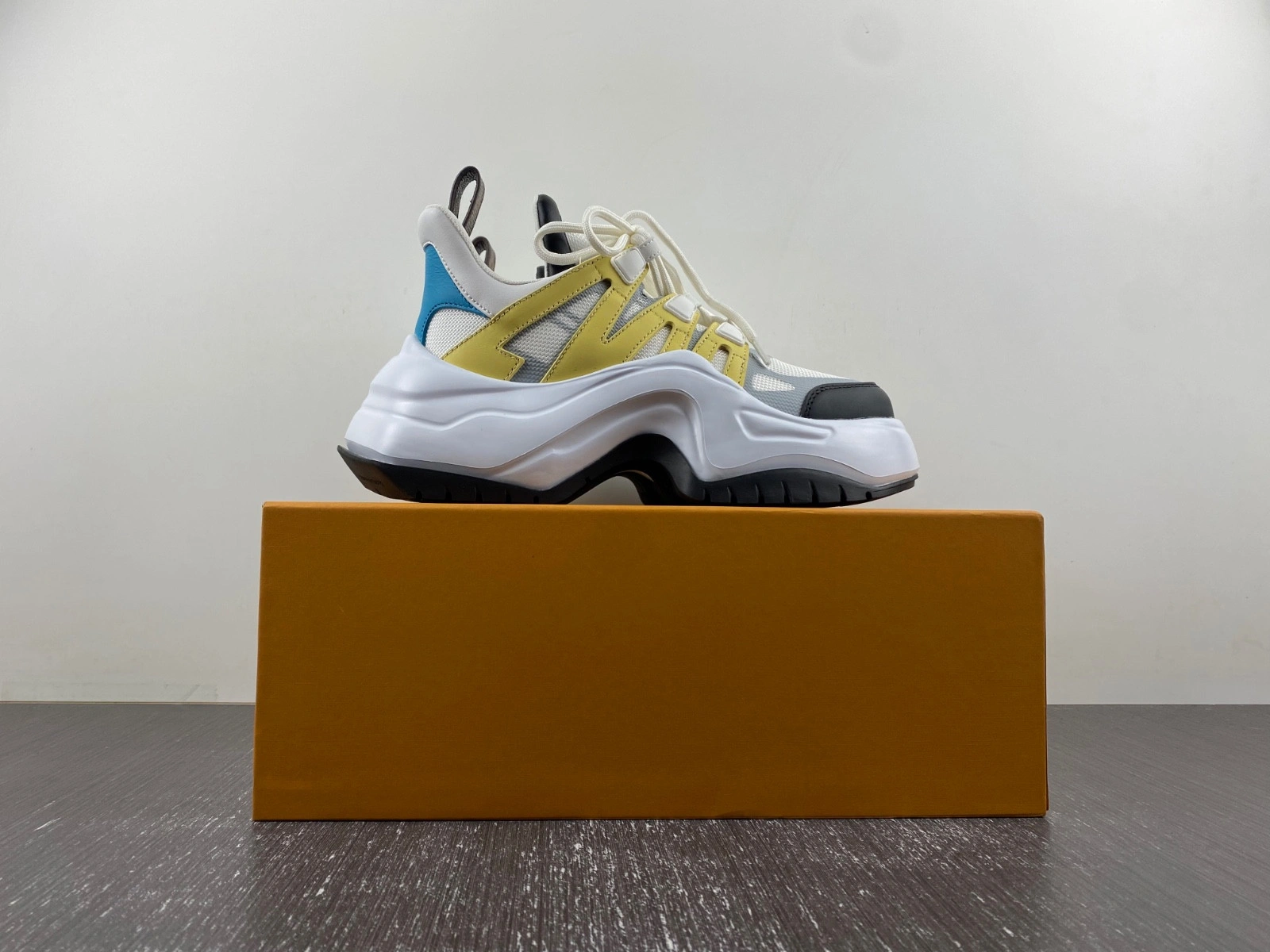 LWE ARCHLIGHT SNEAKERS