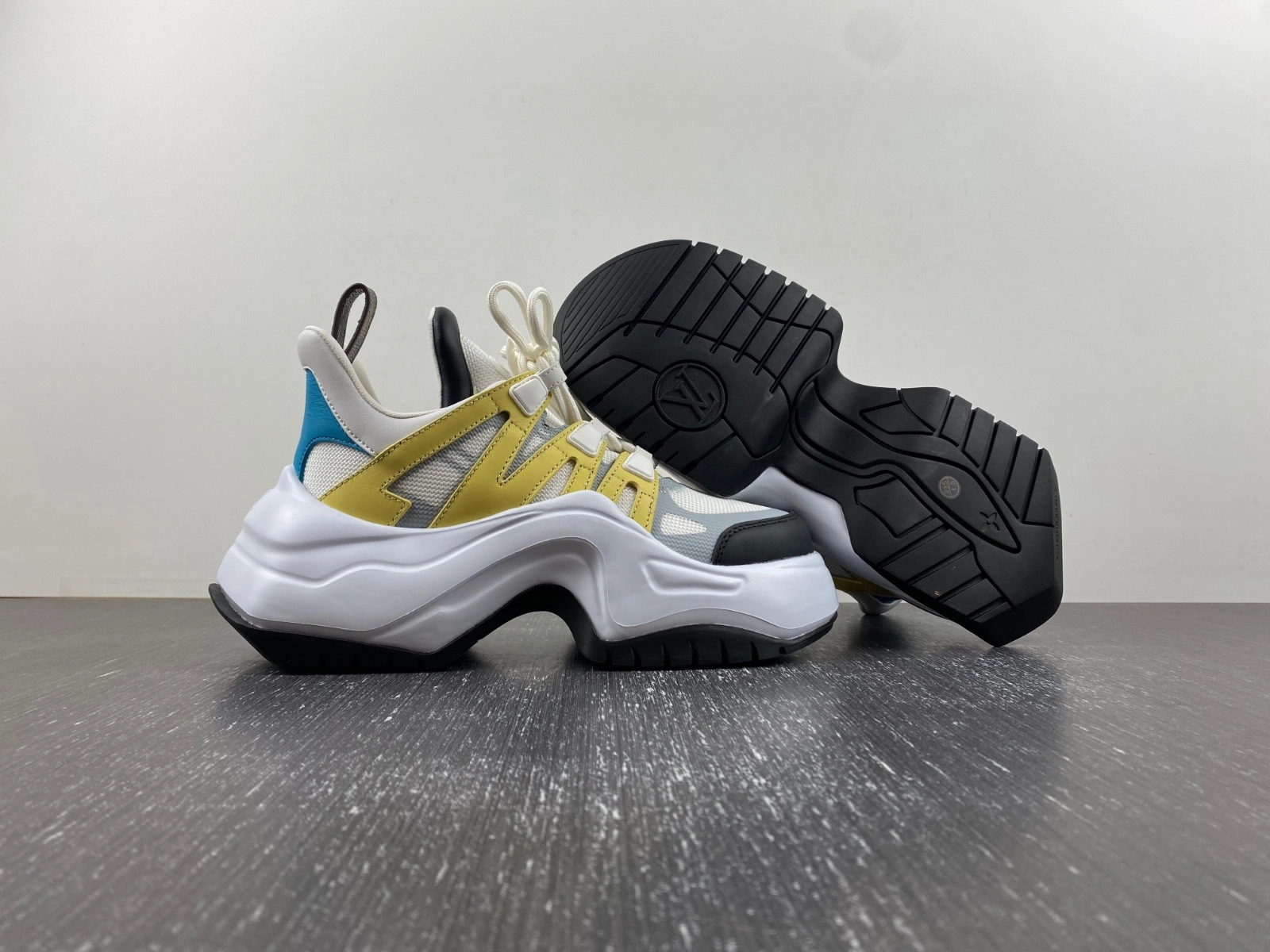 LWE ARCHLIGHT SNEAKERS