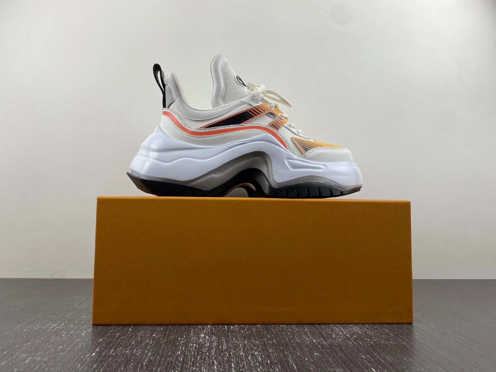 LWE ARCHLIGHT SNEAKERS