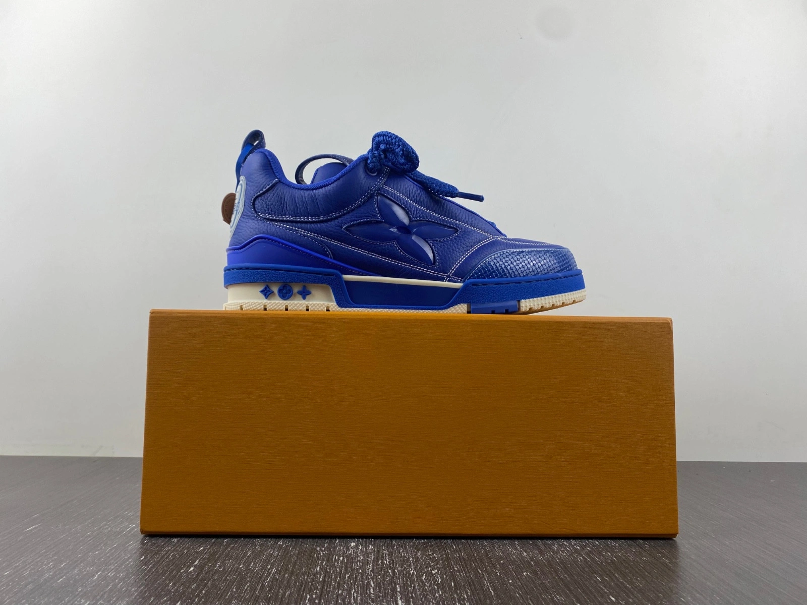 LWE SKATE SNEAKER