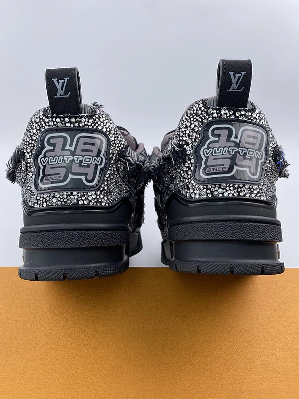 LWE SKATE SNEAKER