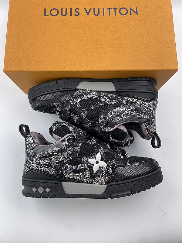 LWE SKATE SNEAKER