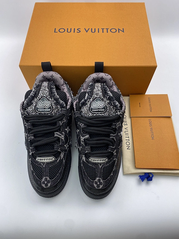 LWE SKATE SNEAKER
