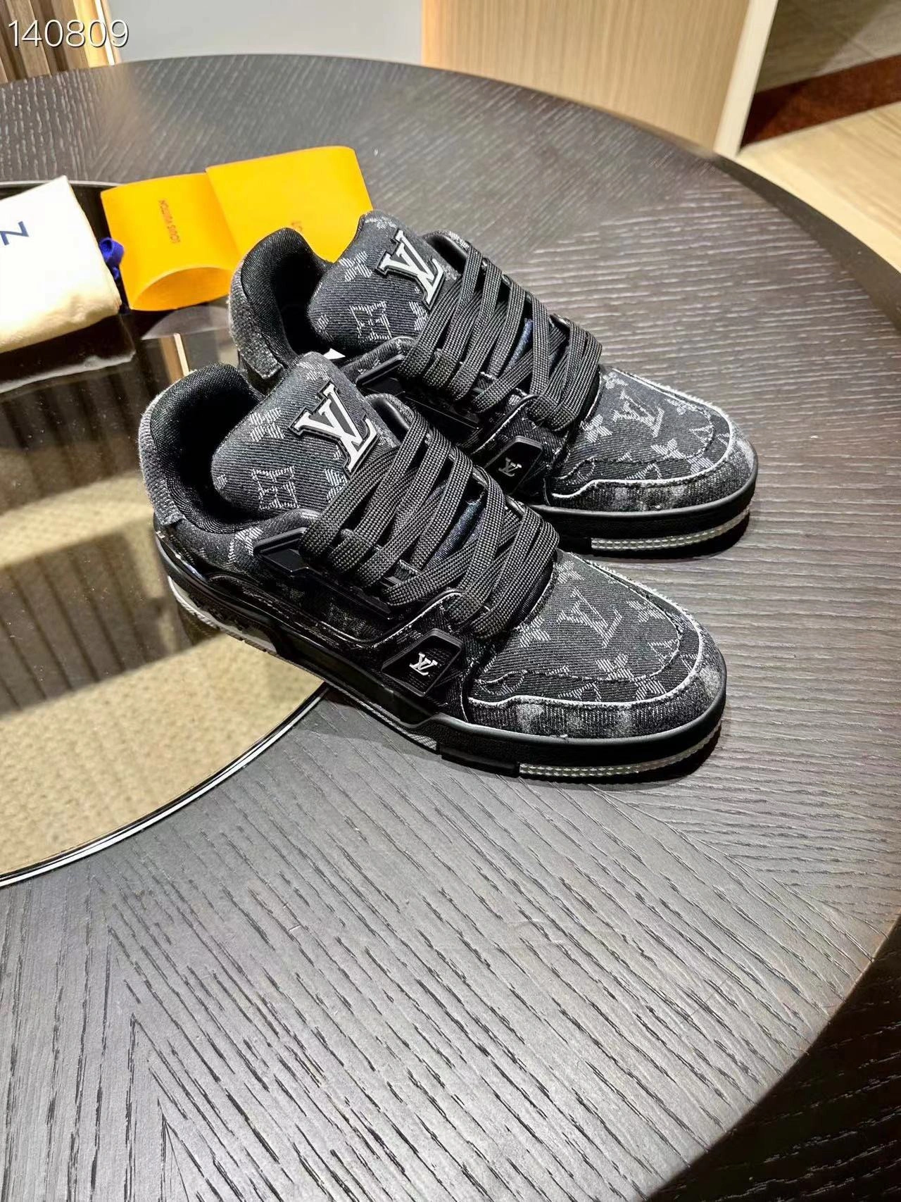 LWE SKATE SNEAKER