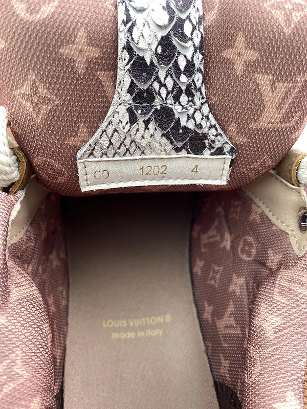 LWE SKATE SNEAKER