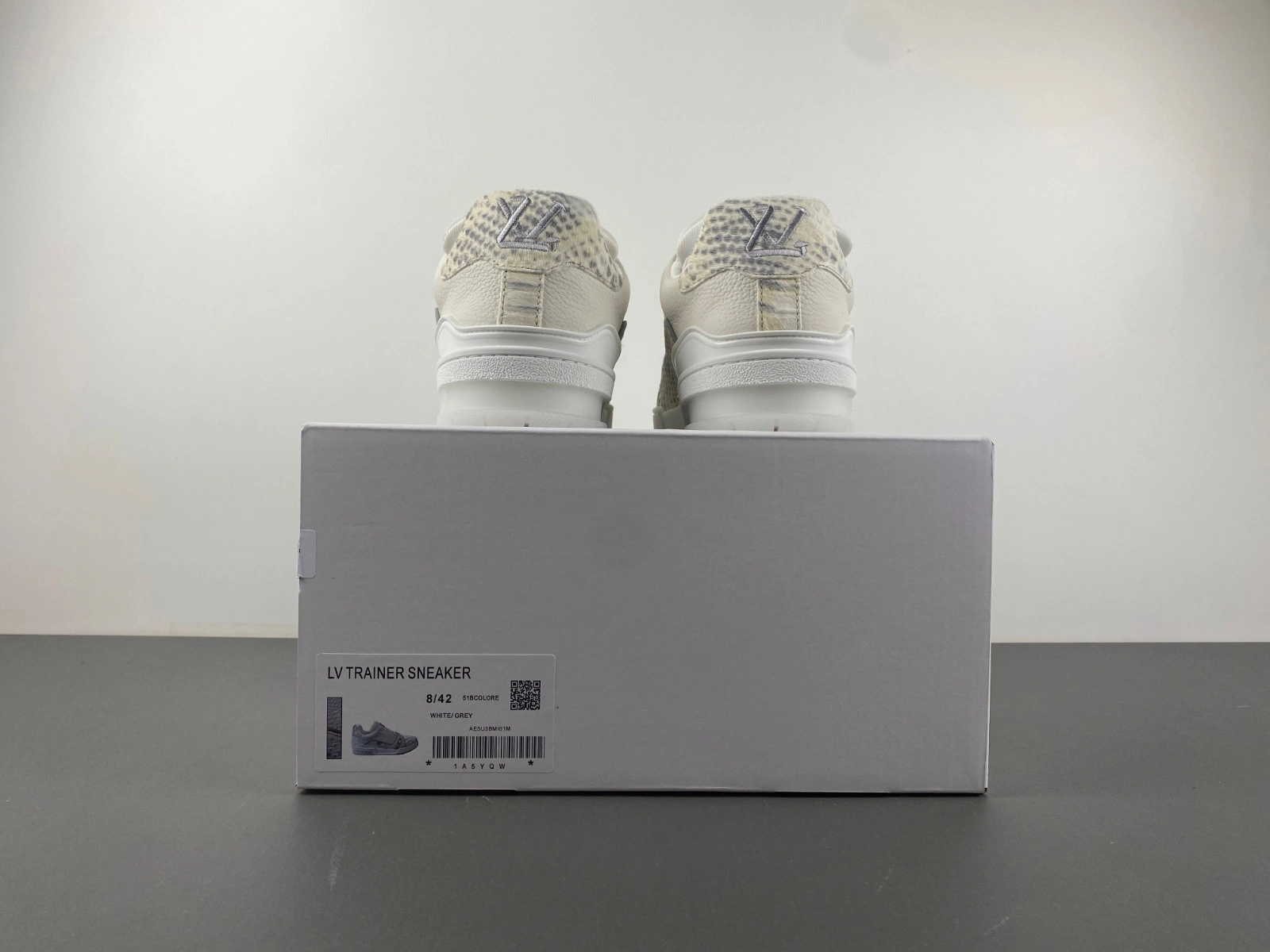 LWE SNEAKER