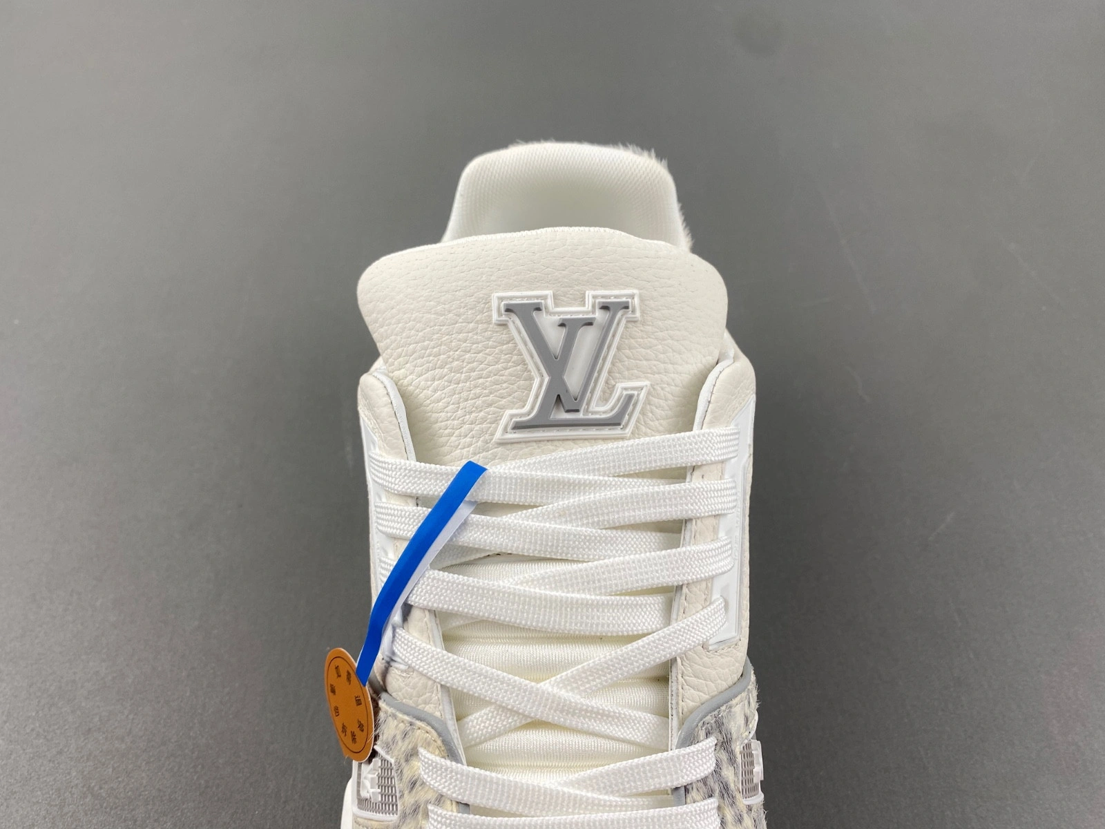 LWE SNEAKER