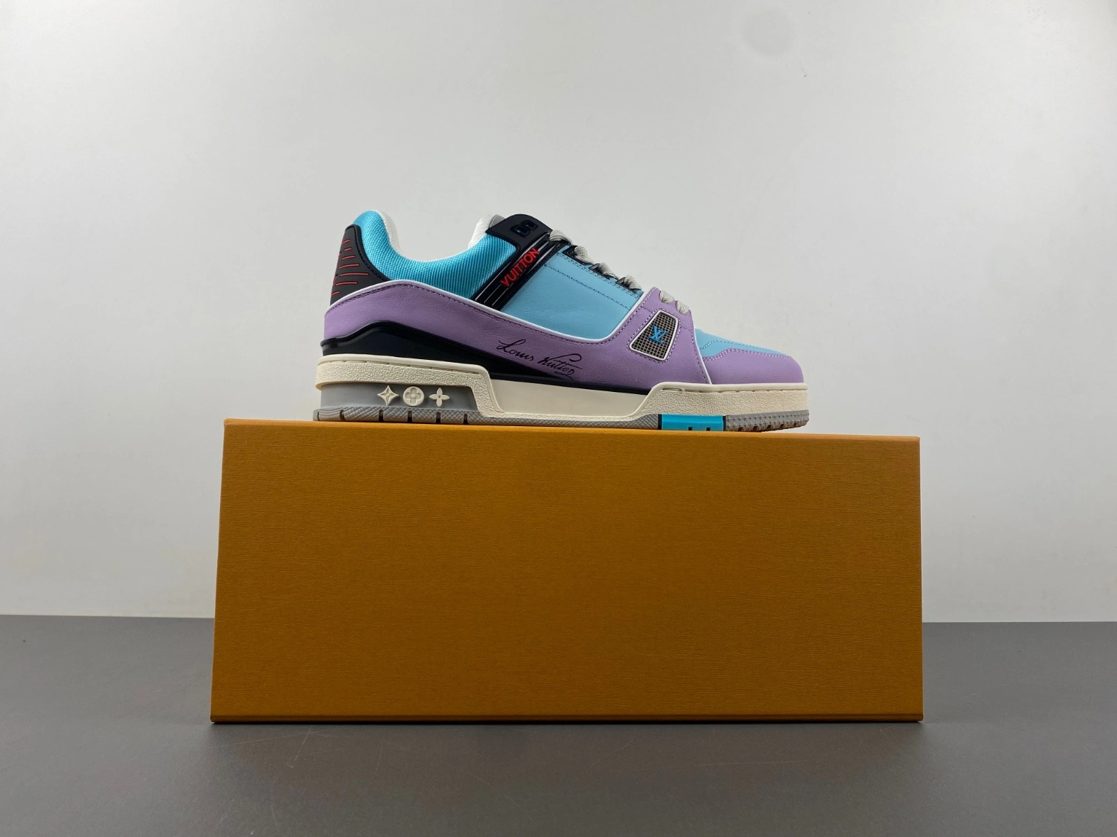 LWE Sneaker