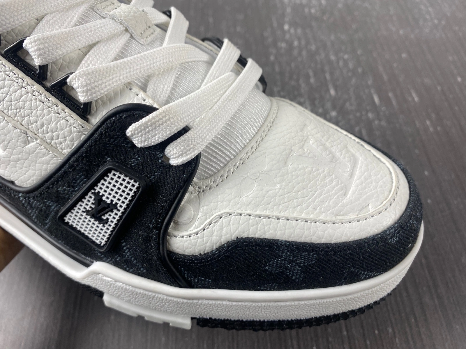 LWE Sneaker