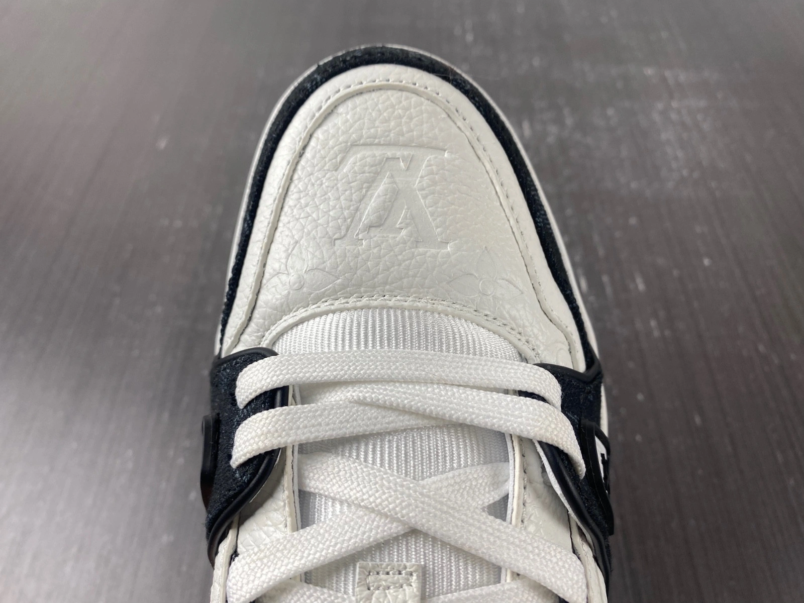 LWE Sneaker