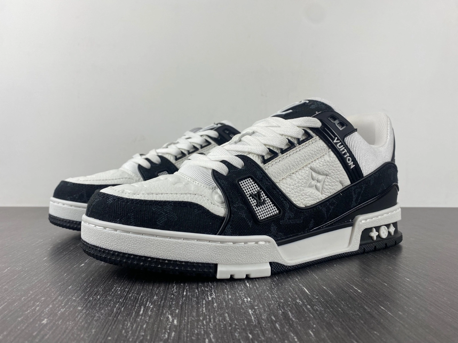 LWE Sneaker