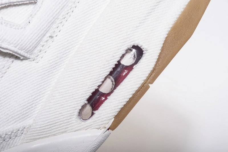 Levi's Air Jordan 4 White Denim AO2571-100