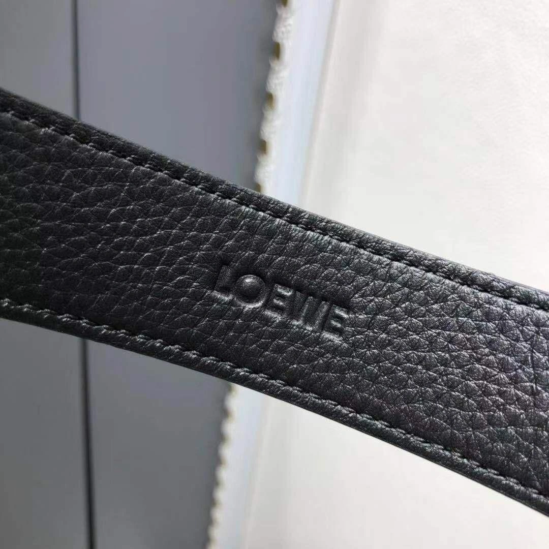 Loewe Unisex double-sided leather belt 190322