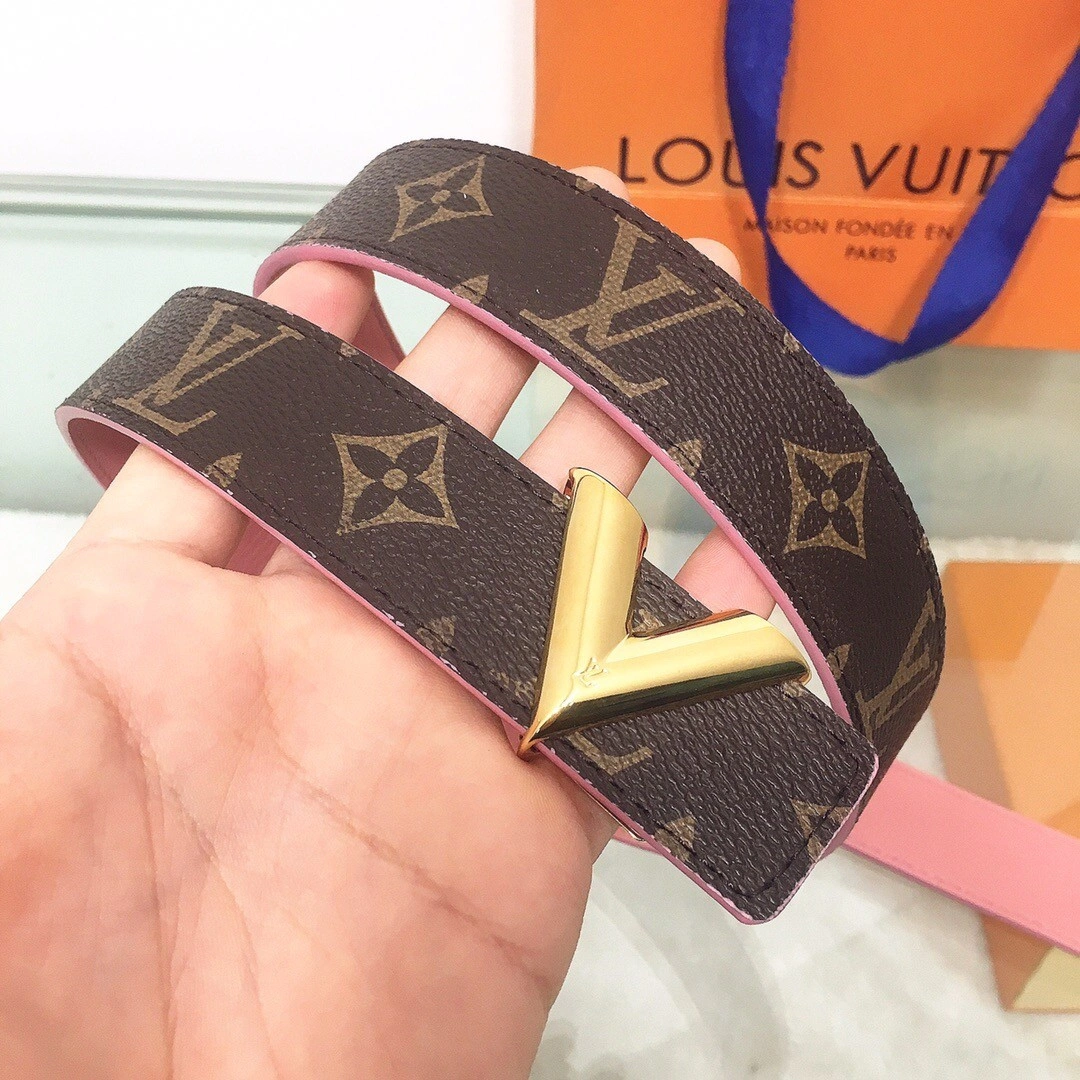 Louis Vuitton ESSENTIAL V 30mm Belt M9210S