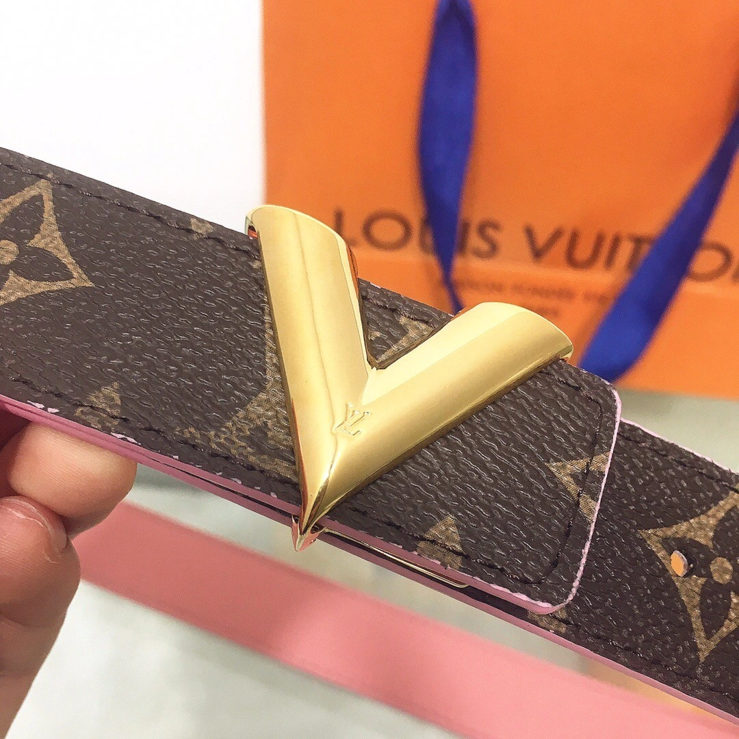 Louis Vuitton ESSENTIAL V 30mm Belt M9210S