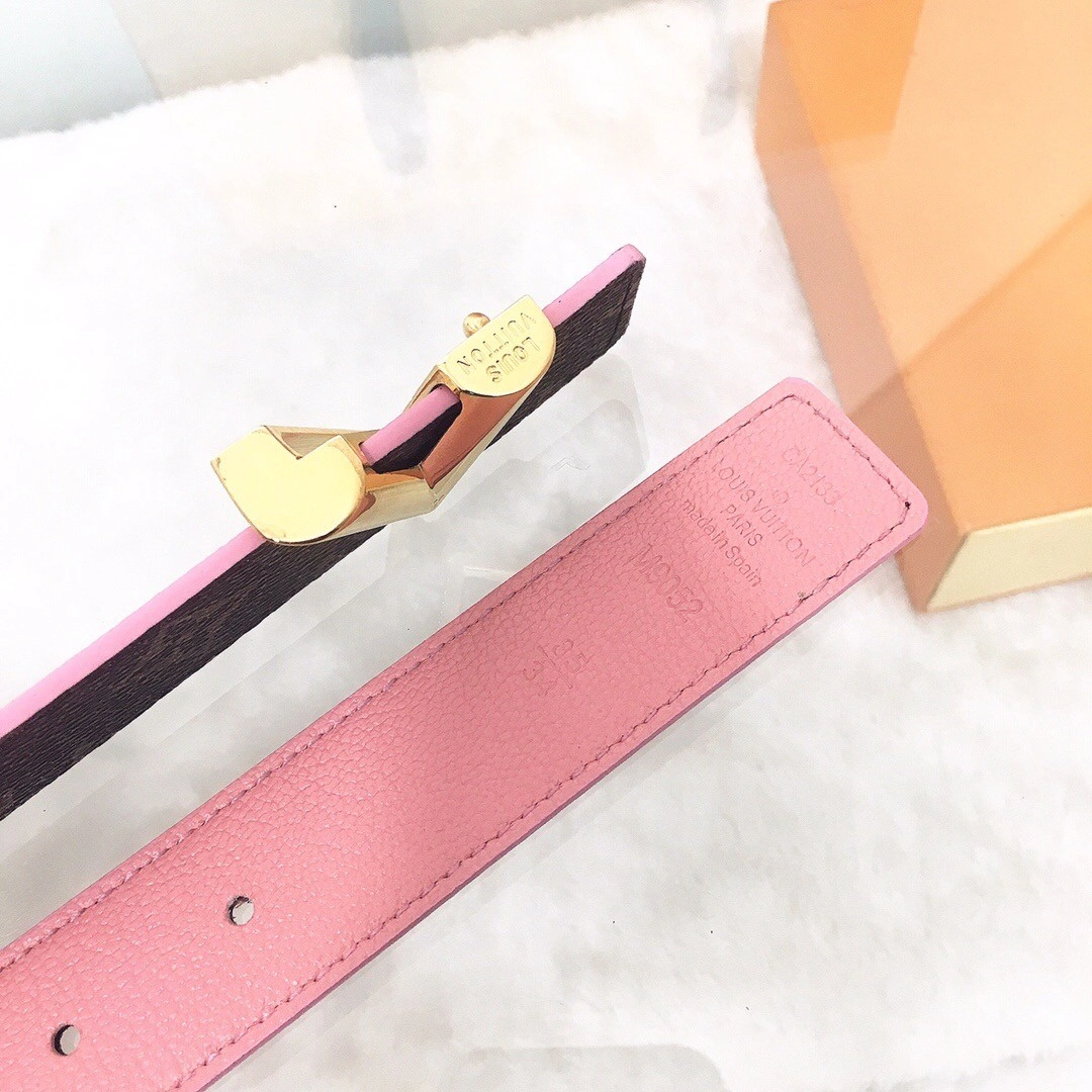 Louis Vuitton ESSENTIAL V 30mm Belt M9210S