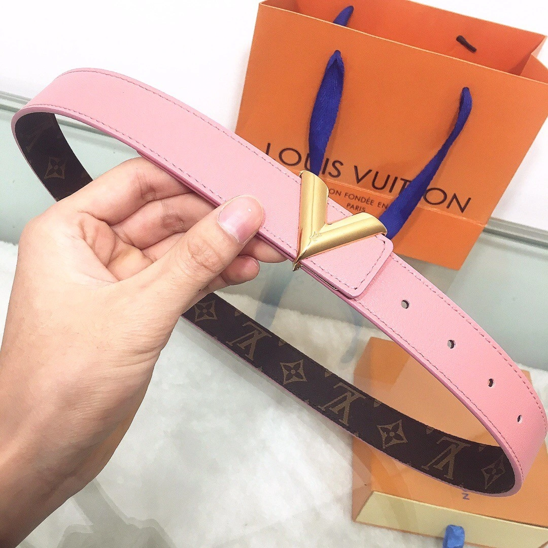 Louis Vuitton ESSENTIAL V 30mm Belt M9210S