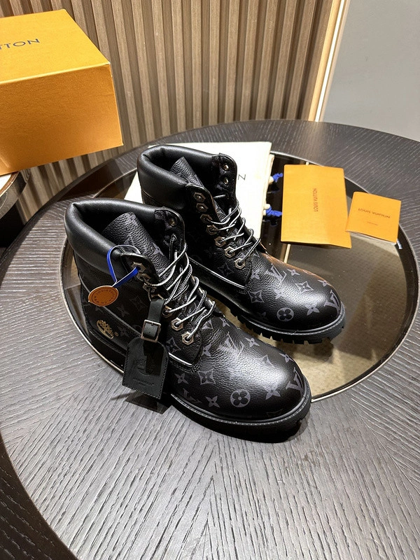 Lwe  boots