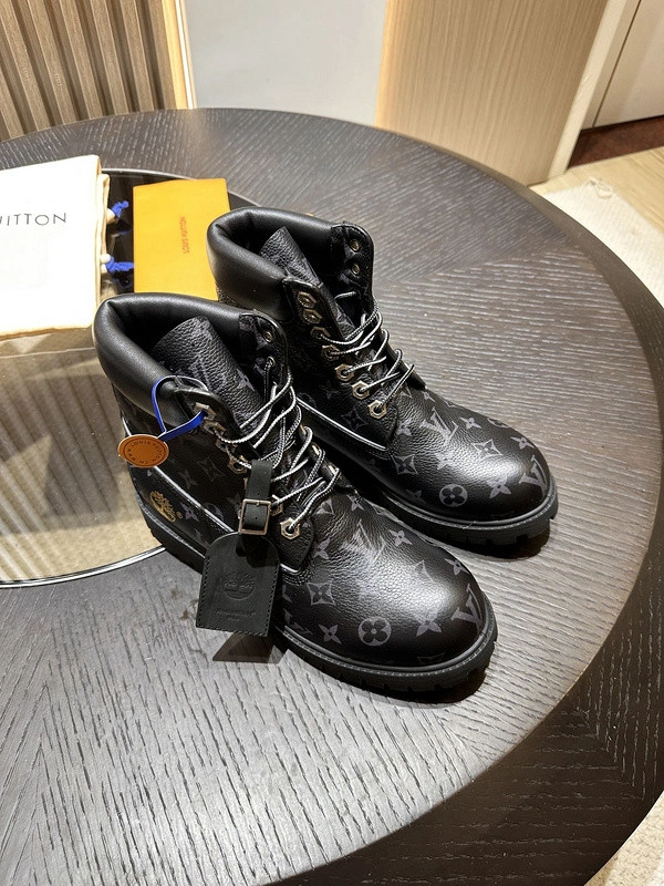 Lwe  boots