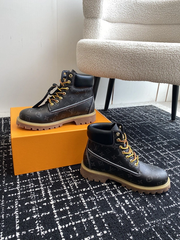 Lwe Boots