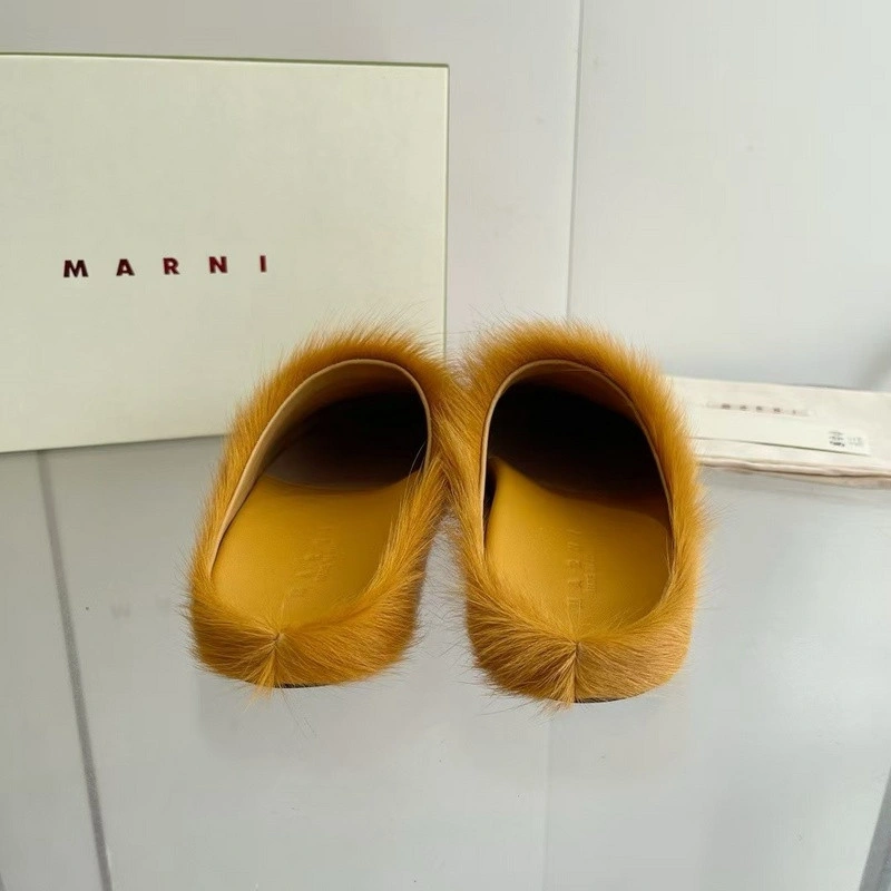 MARNI  Fussbett Sabot Loafers
