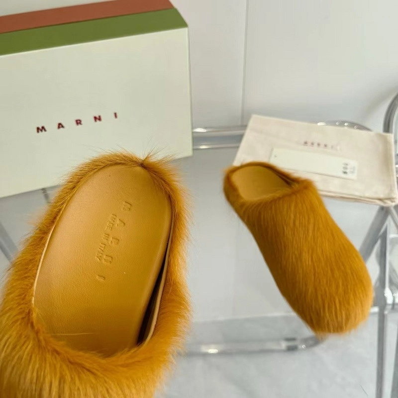 MARNI  Fussbett Sabot Loafers