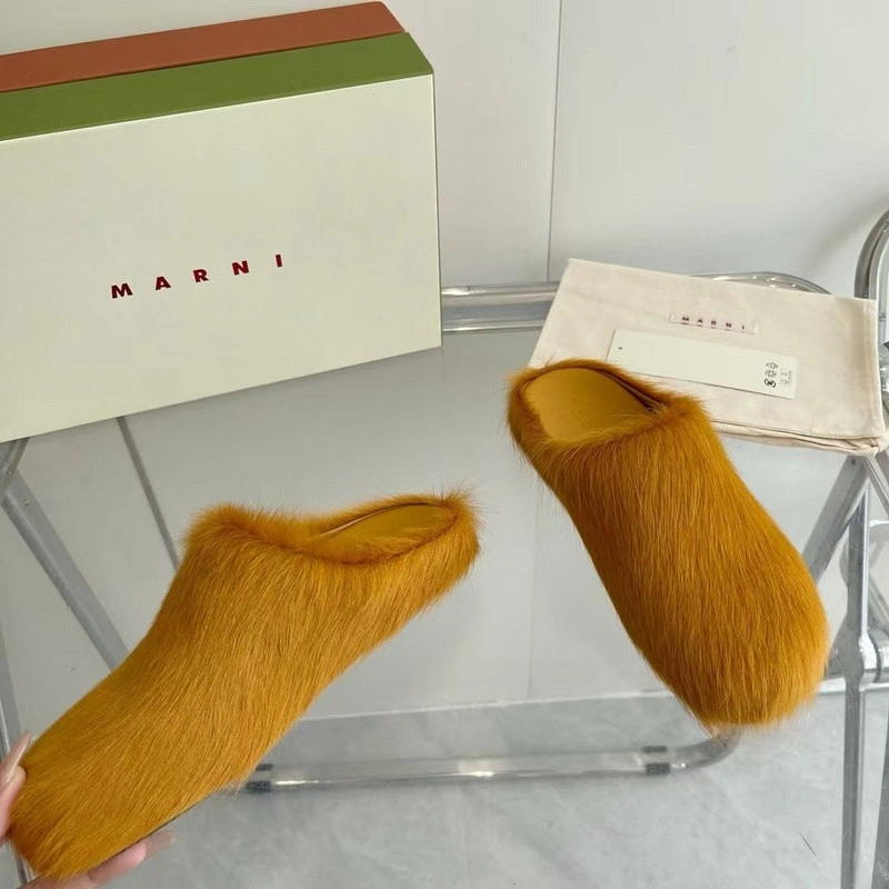 MARNI  Fussbett Sabot Loafers