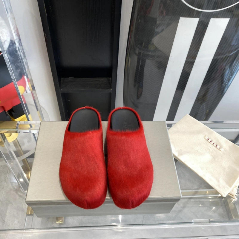 MARNI RED Fussbett Sabot Loafers