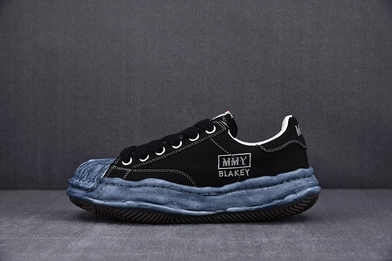 MMY Sneaker  0011