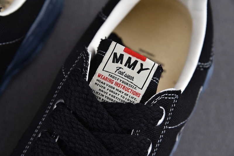MMY Sneaker  0011