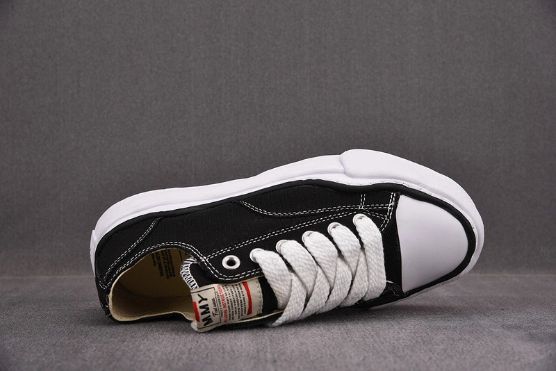 MMY Sneaker  001