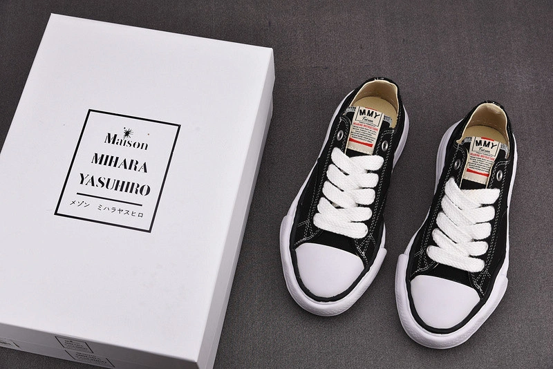 MMY Sneaker  001