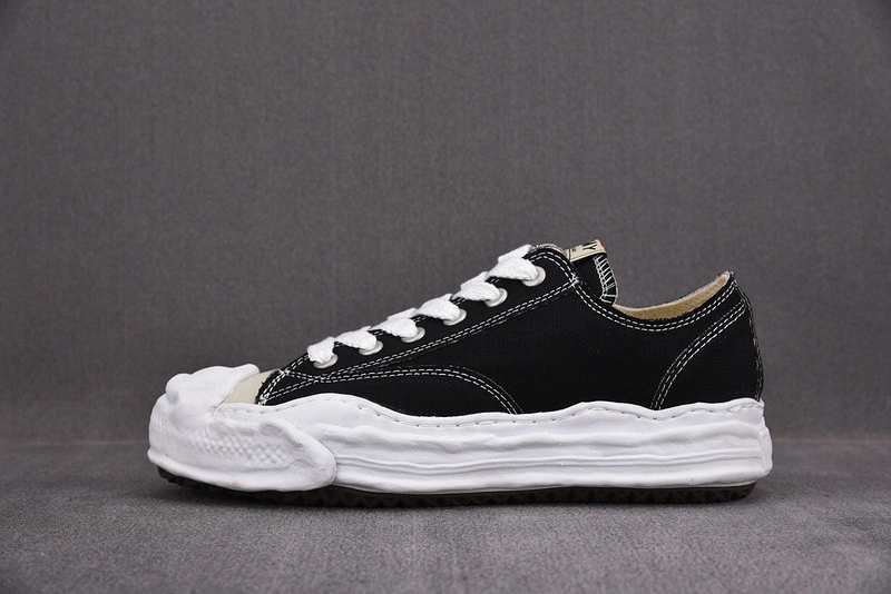 MMY Sneaker  002