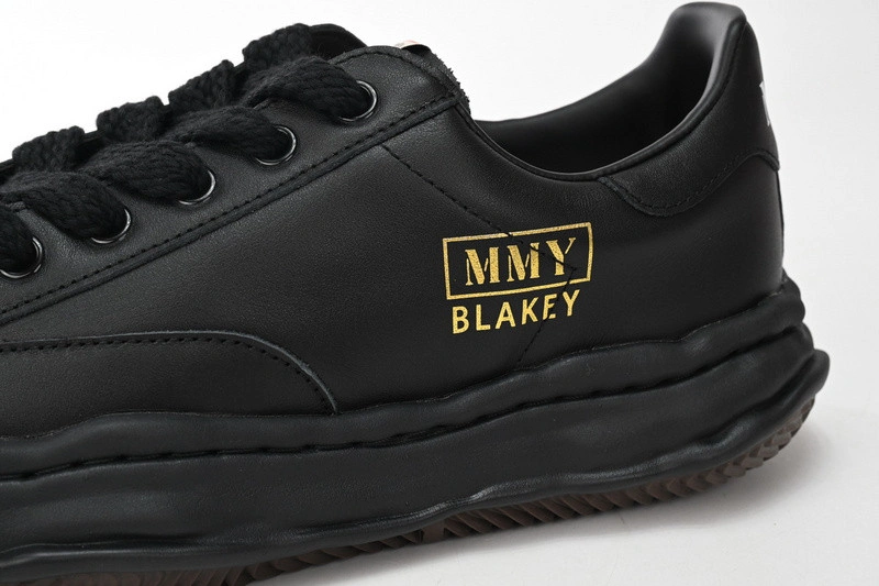 MMY Sneaker  0032